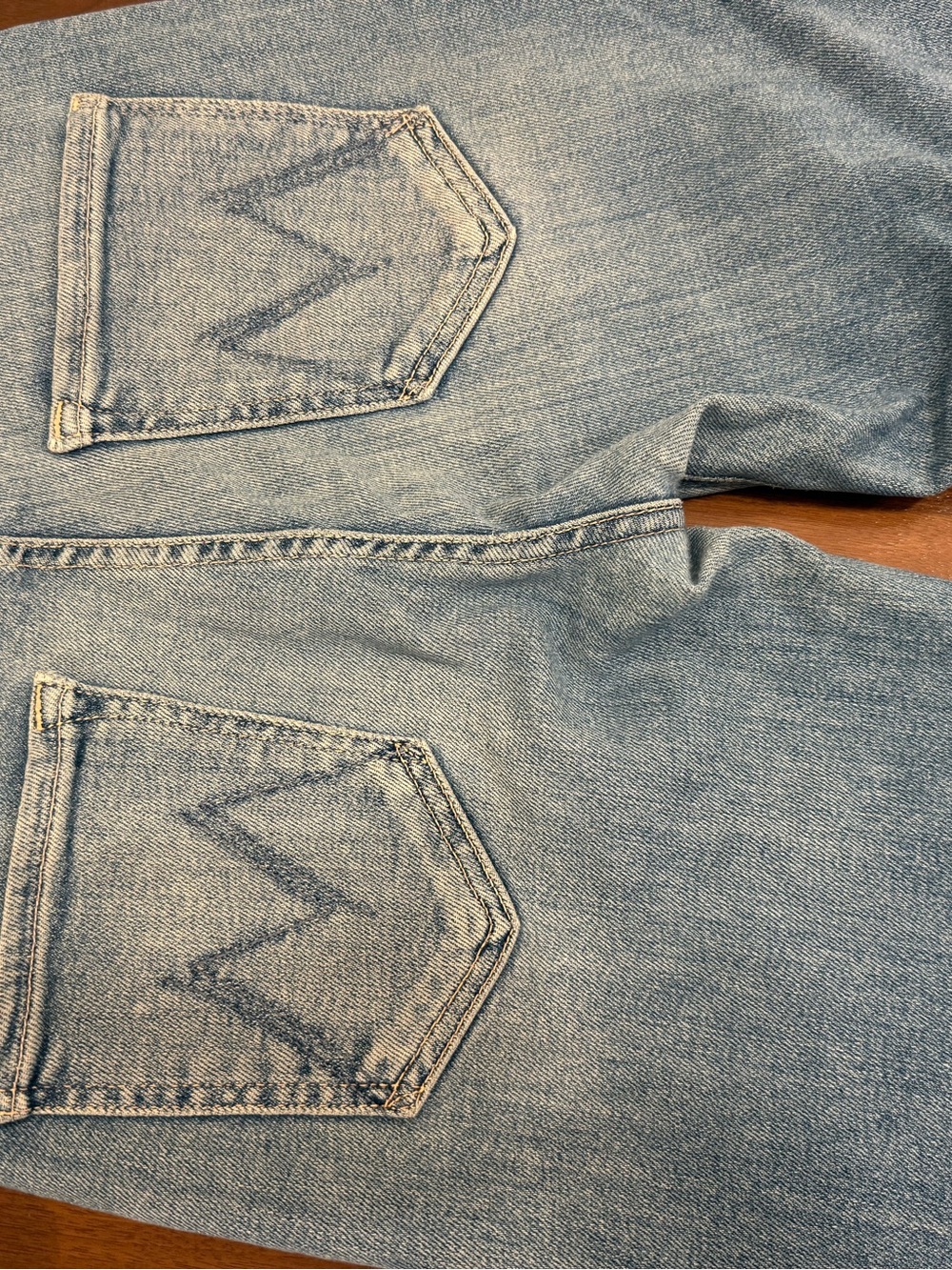 Mother Jeans: The Mid Rise Dazzler Ankle Fray